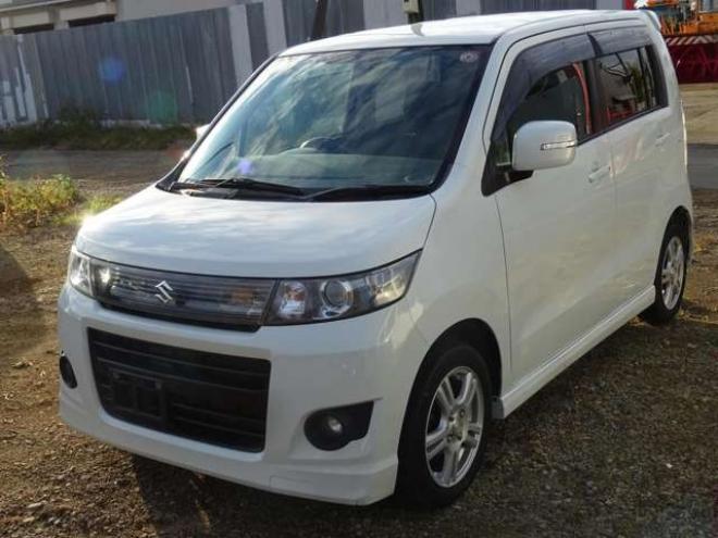 ワゴンRスティングレー リミテッドII 4WD　シートヒーター・HID・禁煙車・ポリマーコーティング・1年保証 660