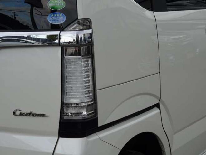 N-BOXカスタムG ターボSSパッケージ 4WD　本州仕入・ナビ・TV・Bluetooth・バックカメラ・ETC・両側パワスラ・禁煙車・シートヒーター 660