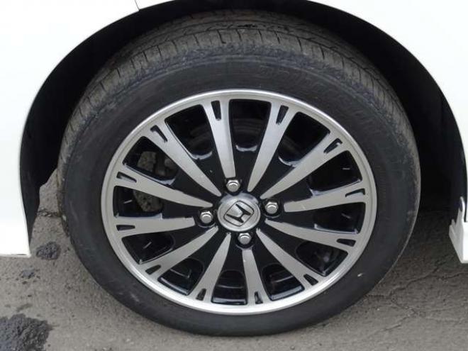 N-BOXカスタムG ターボSSパッケージ 4WD　本州仕入・ナビ・TV・Bluetooth・バックカメラ・ETC・両側パワスラ・禁煙車・シートヒーター 660