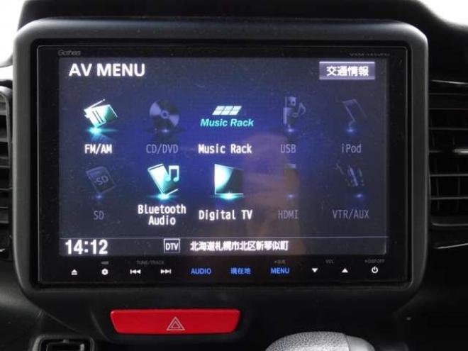 N-BOXカスタムG ターボSSパッケージ 4WD　本州仕入・ナビ・TV・Bluetooth・バックカメラ・ETC・両側パワスラ・禁煙車・シートヒーター 660