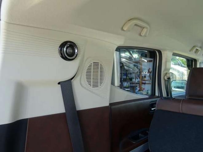 N-BOXスラッシュ X 4WD　ナビ・TV・バックカメラ・Bluetooth・禁煙車・エンジンスターター・シートヒーター 660