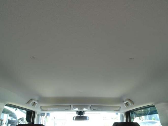 N-BOXスラッシュ X 4WD　ナビ・TV・バックカメラ・Bluetooth・禁煙車・エンジンスターター・シートヒーター 660