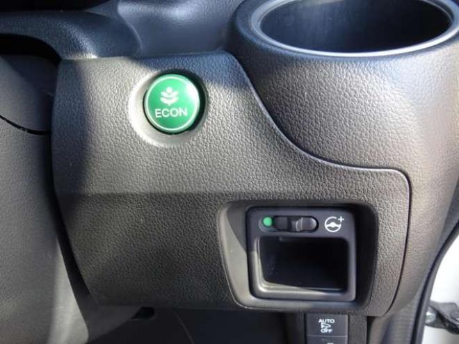 N-BOXスラッシュ X 4WD　ナビ・TV・バックカメラ・Bluetooth・禁煙車・エンジンスターター・シートヒーター 660