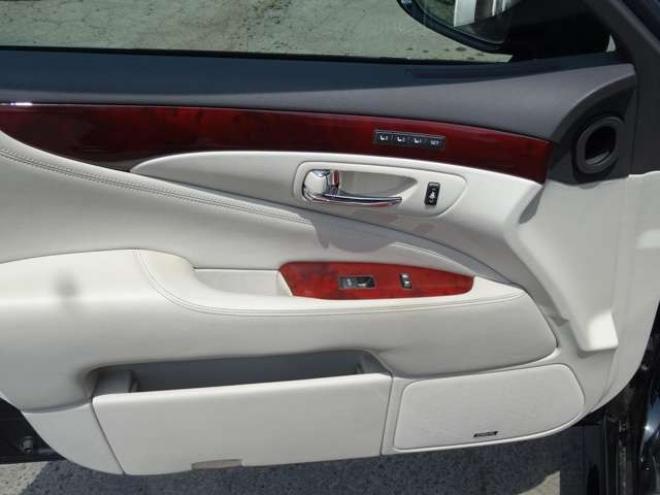 レクサスLSハイブリッド 600h バージョンS Iパッケージ 4WD　 5000