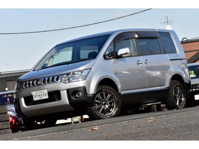 デリカD:5　Chamonix　４WD　本州仕入　車検２年付　両側パワースライド　ステップ付　フリップダウンモニター　寒冷地仕様