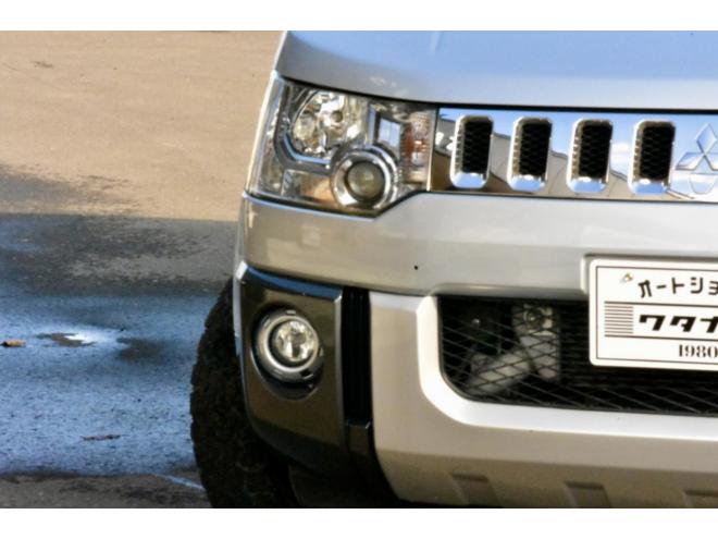 デリカD:5　Chamonix　４WD　本州仕入　車検２年付　両側パワースライド　ステップ付　フリップダウンモニター　寒冷地仕様