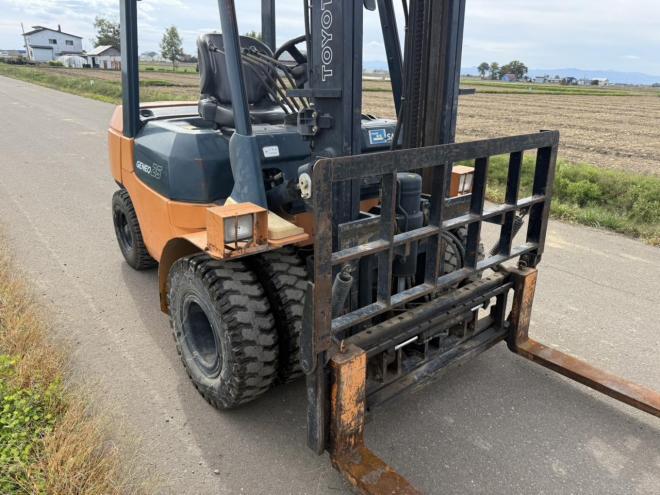 フォークリフト激レア！サイドシフト&ヒンジ付き！トヨタ 7FD25 ダブルタイヤ 