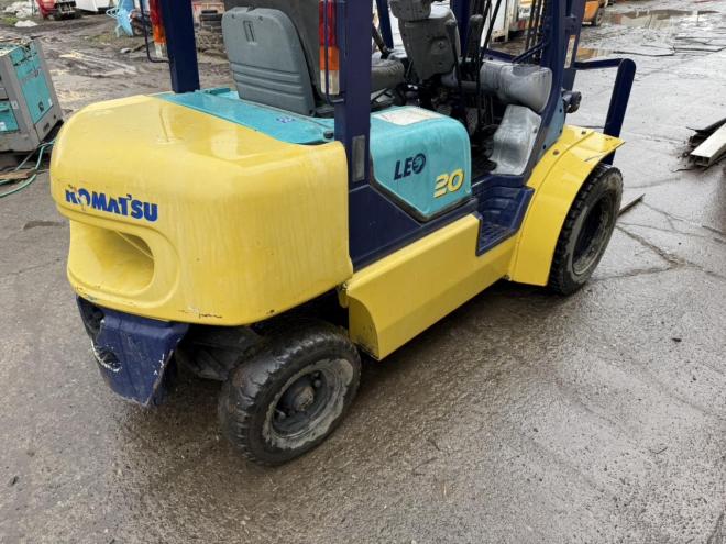 フォークリフトサイドシフト付き！コマツ FD20C-12 2トン ディーゼル ダブルタイヤ