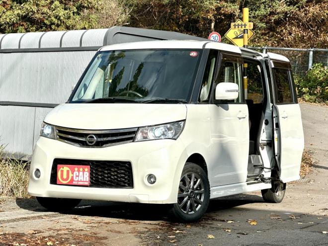 ルークスハイウェイスター　ターボ　4WD 両側電動リモコンスライドドア　タイミングチェーン車　HID スマートキー　楽ナビ　ワンセグテレビ 4WD 5 660Dr