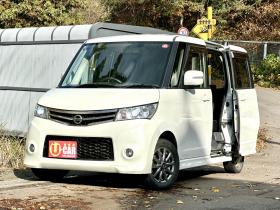 ルークス　ハイウェイスター　ターボ　4WD 両側電動リモコンスライドドア　タイミングチェーン車　HID スマートキー　楽ナビ　ワンセグテレビ 4WD 5 660Dr