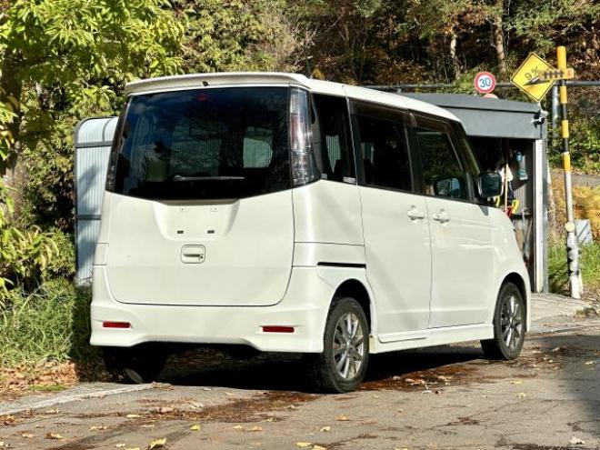 ルークスハイウェイスター　ターボ　4WD 両側電動リモコンスライドドア　タイミングチェーン車　HID スマートキー　楽ナビ　ワンセグテレビ 4WD 5 660Dr