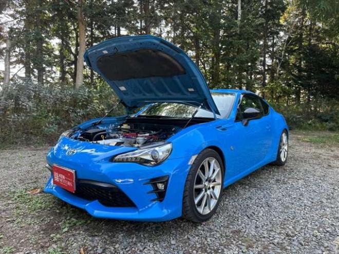 862.0 GT　社外ターボ・ブリッツ仕様　クスコ車高調　LSD　HKSマフラー　ブリッツブーコン　ブリッツオイルクーラー　社外アルミ　パワステ　パワーウィンドウ　純正ナビ　ABS　キーレスエントリー 2WD 2000