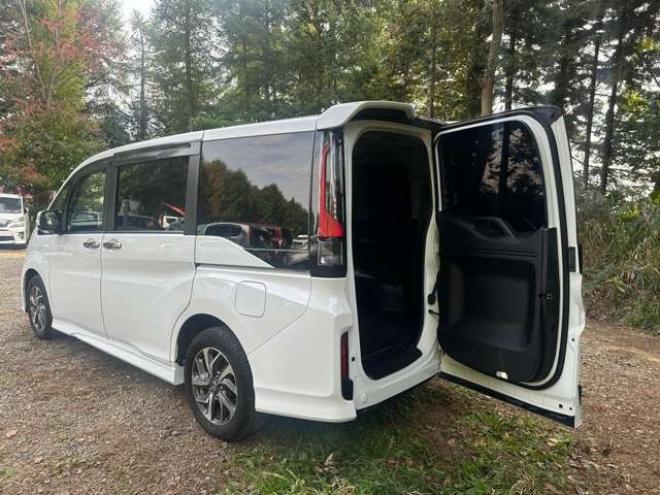 ステップワゴン1.5 スパーダ クールスピリット 4WD　ホンダセンシング　純正アルミ　パワステ　パワーウィンドウ　記録簿　ABS　両側パワースライドドア　クルーズコントロール　LEDヘッドライト　トリプルゾーンフルオートエアコン　コンビシート 1500