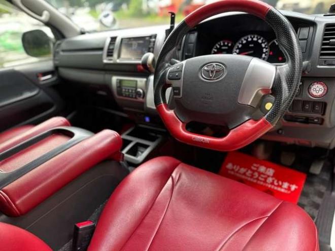 レジアスエース3.0 スーパーGL ロングボディ ディーゼルターボ 4WD　ワンオーナー　社外アルミ　モデリスタエアロ　オーバーフェンダー　両側パワースライドドア　ETC　Gスターター　バックカメラ　PS　PW　ABS　キーレス　純正ナビ 3000