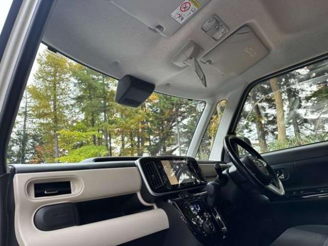 ムーヴキャンバスX ブラックアクセント リミテッド SAIII 4WD　記録簿　地デジナビ　バックカメラ　純正エンジンスターター　両側パワースライドドア　ETC　ドライブレコーダー　パワステ　パワーウィンドウ　社外アルミ　ABS　キーレスエントリー　ダウンサス(純正積込) 660