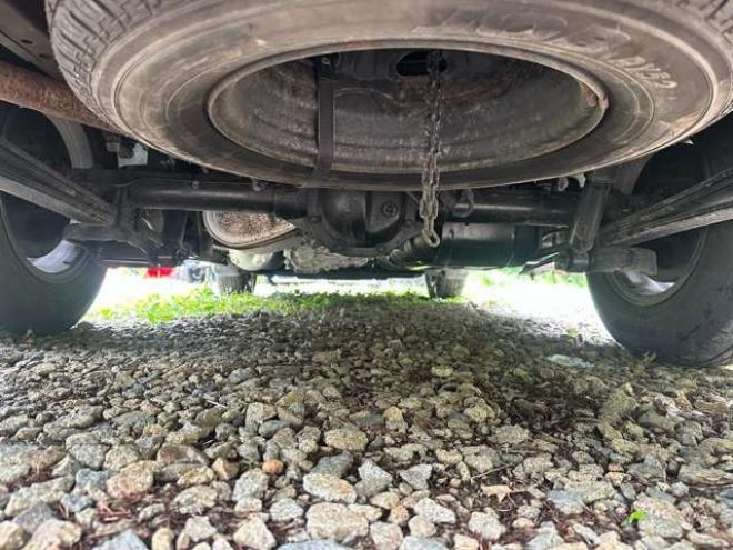 キャラバンNV350 2.5 プレミアムGX ロングボディ ディーゼルターボ 4WD　パワーウィンドウ　パワステ　社外ナビ　社外アルミ　ABS　キーレス　バックカメラ　エンジンスターター　ETC　リアヒーター　リアクーラー　盗難防止装置 2500