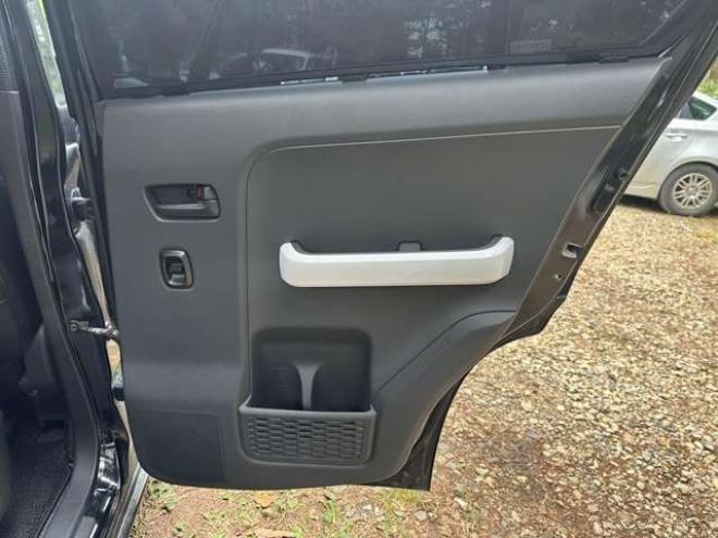 ハスラーX 4WD　社外マフラー　デュアルカメラブレーキサポート　パワステ　パワーウィンドウ　キーレス　オートエアコン　シートヒーター　純正アルミ　ナビTV　バックカメラ 660