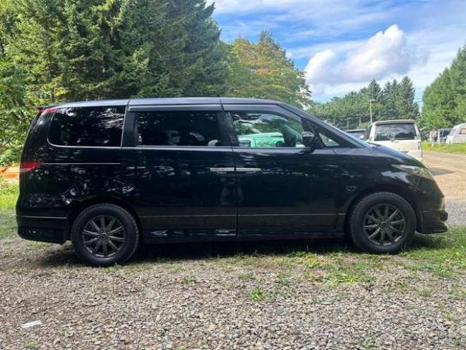 エリシオン2.4 G エアロ HDDナビスペシャルパッケージ 4WD　ABS　バックカメラ　盗難防止装置　エアコン　パワステ　パワーウィンドウ　HDDナビ　ETC　キーレス　3列シート　両側電動スライドドア　アルミホイール　DVD再生　CD　フォグランプ 2400