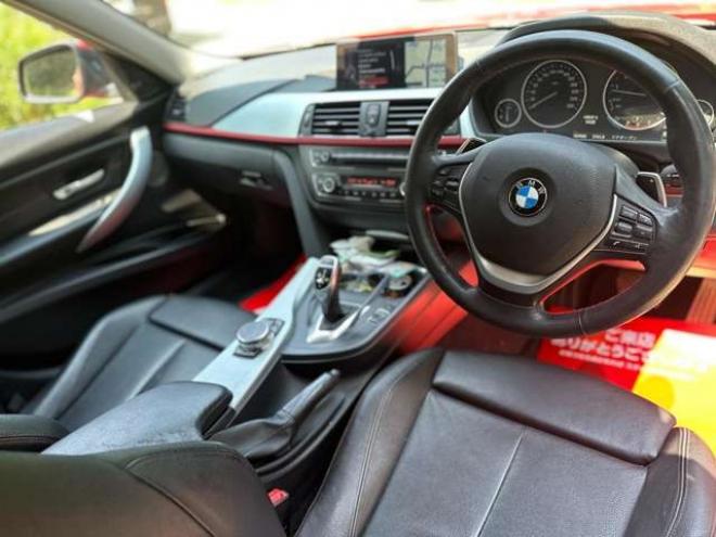 BMW3シリーズ 320i xドライブ 4WD　電動シート/ナビ/Bカメラ/CD/Bluetooth 正規輸入車 2000