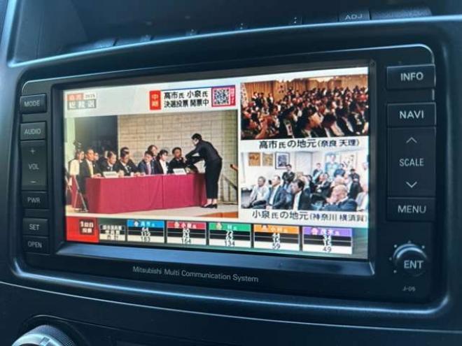 パジェロ3.2 ロング エクシード ディーゼルターボ 4WD　純正ナビ　バックカメラ　パワステ　パワーウィンドウ　純正アルミ　ABS　キーレス　シートヒーター 3200