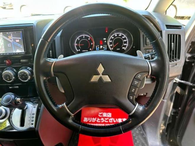 デリカD：5 2.2 D パワーパッケージ ディーゼルターボ 4WD　ワンオーナー/記録簿/社外ナビ/Bカメラ/ETC 2300
