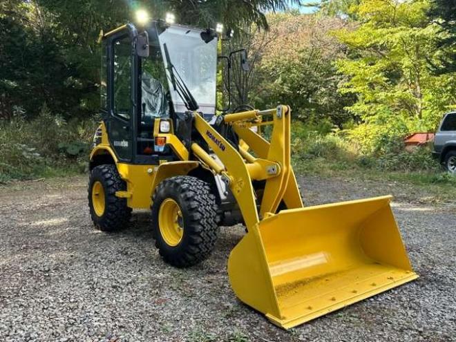 ホイールローダコマツ　WA30-6E0　18h 除雪仕様　純正キャビン　ヒーター　デフロスタ　純正AM/FMラジオ　FRワイパー　LED作業灯　スパイクタイヤ 2WD 1640