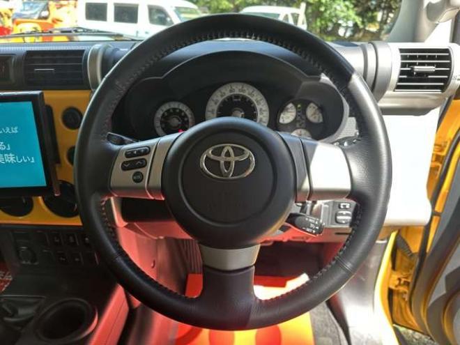 FJクルーザー4.0 カラーパッケージ 4WD　INTREPIDキャンプギアルーフテント　社外10インチナビ　バックカメラ　前後ドラレコ　パワステ　パワーウィンドウ　アルミ　ABS　キーレス　ETC 4000