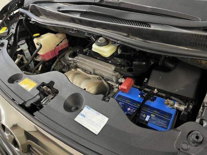 ヴェルファイア２．４Ｚ　プラチナセレクションⅡ　本州仕入　ワンオーナー　禁煙車　ＷＡＫＯＳバリアスコーティング済　純正１８インチＡＷ　純正１６ＡＷ＋スタッドレスタイヤ付　両側パワースライドドア　パワーバックドア　純正ナビ（フルセグ地デジ　ＤＶＤ再生　Ｂｌｕｅｔｏｏｔｈ）＋バックカメラ　純正リアフリップダウンモニター　コーナーセンサー　横滑り防止装置　ＨＩＤ　ＥＴＣ 　タイミングチェーン 4WD 2400 5Dr