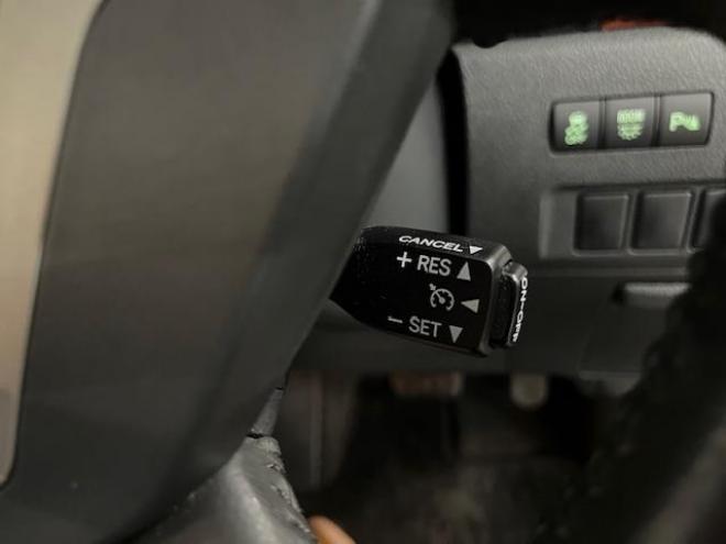 ヴェルファイア２．４Ｚ　プラチナセレクションⅡ　本州仕入　ワンオーナー　禁煙車　ＷＡＫＯＳバリアスコーティング済　純正１８インチＡＷ　純正１６ＡＷ＋スタッドレスタイヤ付　両側パワースライドドア　パワーバックドア　純正ナビ（フルセグ地デジ　ＤＶＤ再生　Ｂｌｕｅｔｏｏｔｈ）＋バックカメラ　純正リアフリップダウンモニター　コーナーセンサー　横滑り防止装置　ＨＩＤ　ＥＴＣ 　タイミングチェーン 4WD 2400 5Dr