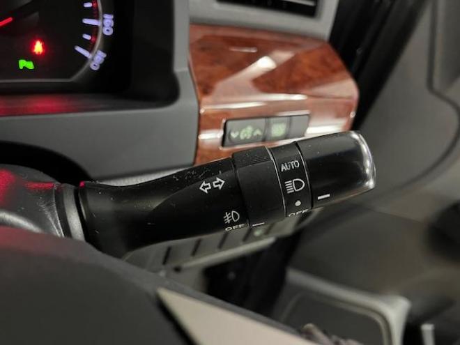 ヴェルファイア２．４Ｚ　プラチナセレクションⅡ　本州仕入　ワンオーナー　禁煙車　ＷＡＫＯＳバリアスコーティング済　純正１８インチＡＷ　純正１６ＡＷ＋スタッドレスタイヤ付　両側パワースライドドア　パワーバックドア　純正ナビ（フルセグ地デジ　ＤＶＤ再生　Ｂｌｕｅｔｏｏｔｈ）＋バックカメラ　純正リアフリップダウンモニター　コーナーセンサー　横滑り防止装置　ＨＩＤ　ＥＴＣ 　タイミングチェーン 4WD 2400 5Dr