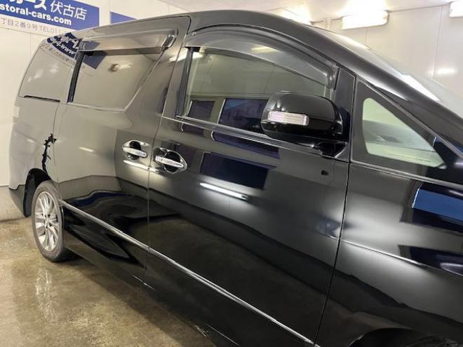 ヴェルファイア２．４Ｚ　プラチナセレクションⅡ　本州仕入　ワンオーナー　禁煙車　ＷＡＫＯＳバリアスコーティング済　純正１８インチＡＷ　純正１６ＡＷ＋スタッドレスタイヤ付　両側パワースライドドア　パワーバックドア　純正ナビ（フルセグ地デジ　ＤＶＤ再生　Ｂｌｕｅｔｏｏｔｈ）＋バックカメラ　純正リアフリップダウンモニター　コーナーセンサー　横滑り防止装置　ＨＩＤ　ＥＴＣ 　タイミングチェーン 4WD 2400 5Dr