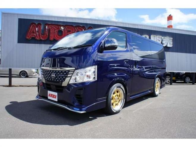 キャラバン2.4 AUTECH エクステリア セレクション ロングボディ ディーゼルターボ 4WD　エクステリアセレクション4WD　Bodyline新作17インチAW&薄型オーバーフェンダー&ベッドキットTYPE2　ヨコハマPARADA215/60R17 登録済未使用車 2400