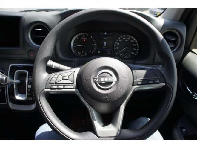 キャラバン2.4 AUTECH エクステリア セレクション ロングボディ ディーゼルターボ 4WD　エクステリアセレクション4WD　Bodyline新作17インチAW&薄型オーバーフェンダー&ベッドキットTYPE2　ヨコハマPARADA215/60R17 登録済未使用車 2400