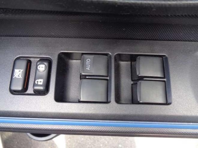 アクア1.5 S　スマートキー　純正エンスタ　純正ナビ 2WD 1500