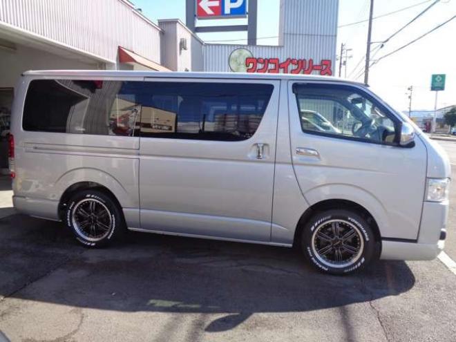 ハイエースバン3.0 スーパーGL ロング ディーゼルターボ 4WD　R4年タイミングベルト交換　キーレス　ナビ　ワンセグ　バックカメラ　バッドラッカー17インチアルミホイール　415コブラボンネット・フロントスポイラー 3000