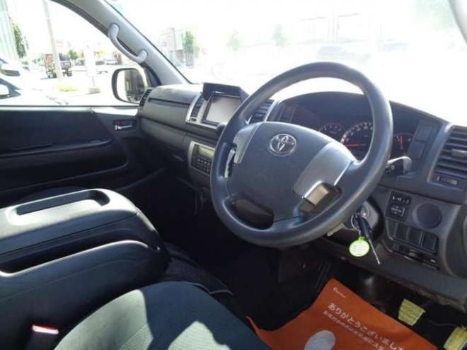 ハイエースバン3.0 スーパーGL ロング ディーゼルターボ 4WD　R4年タイミングベルト交換　キーレス　ナビ　ワンセグ　バックカメラ　バッドラッカー17インチアルミホイール　415コブラボンネット・フロントスポイラー 3000