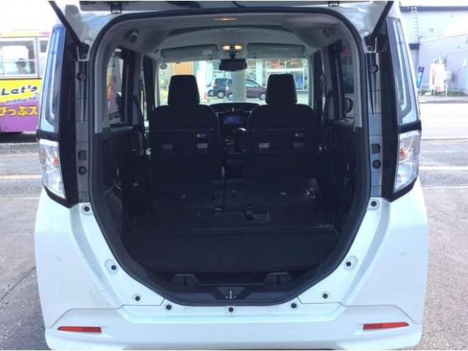 ルーミー1.0 カスタム G 4WD　両側パワスラ　プッシュスタート　スマキー　LEDヘッドライト&フォグ　クルーズコントロール　横滑り防止　衝突被害軽減システム　アイドリングストップ　バックカメラ　トヨタ純正ナビ　フルセグTV 1000