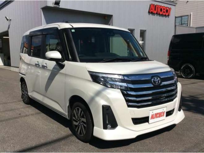 ルーミー1.0 カスタム G 4WD　両側パワスラ　プッシュスタート　スマキー　LEDヘッドライト&フォグ　クルーズコントロール　横滑り防止　衝突被害軽減システム　アイドリングストップ　バックカメラ　トヨタ純正ナビ　フルセグTV 1000