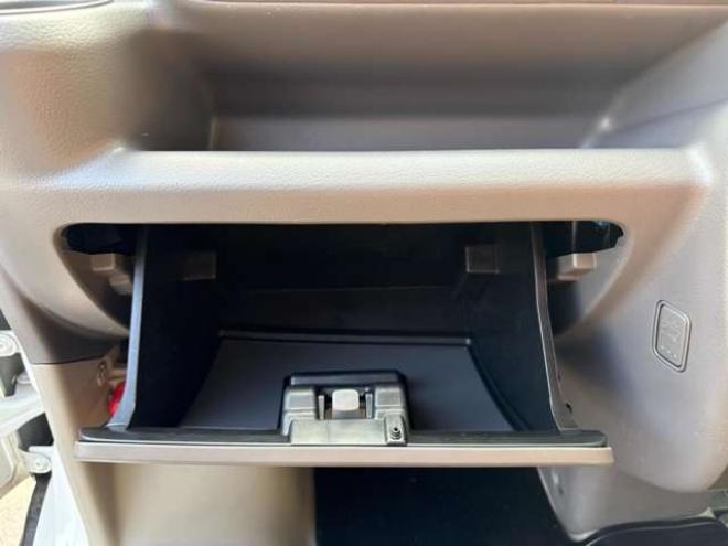 エブリィジョイン ターボ ハイルーフ 4WD　革調シートカバー　Body Lineベッドキッド　デイトナ15インチAW　キーレス　バックカメラ　Panasonicメモリナビ　Bluetooth　FM/AM　横滑り防止　衝突被害軽減システム　フォグランプ 660