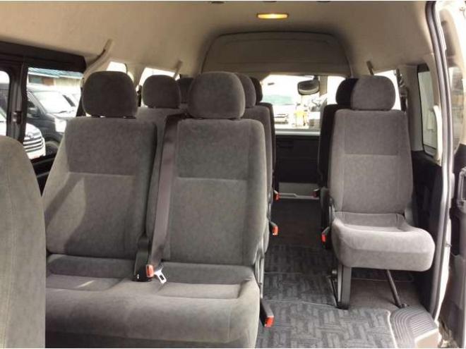 ハイエース2.7 グランドキャビン 4WD　片側パワースライドドア　前後ドライブレコーダー　リアヒーター&クーラー　キーレス　横滑り防止　純正ナビ　ワンセグTV　Bluetooth　CD　FM/AM　ETC　15インチAW　電動格納ミラー　バックカメラ 2700