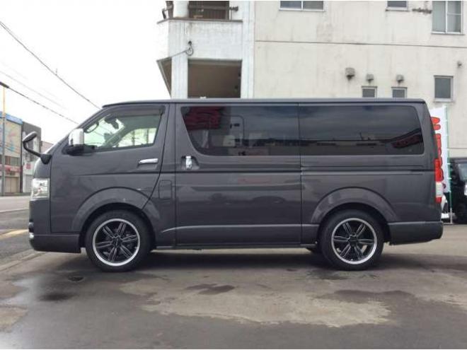 ハイエースバン2.8 スーパーGL ロング ディーゼルターボ 4WD　リアヒーター&クーラー　プッシュスタート　スマキー　ステアリングスイッチ　オートハイビーム　パノラミックビューモニター　純正ナビ　フルセグTV　ドラレコ　ETC　インナーミラー　横滑り防止　フロントフォグ 2800