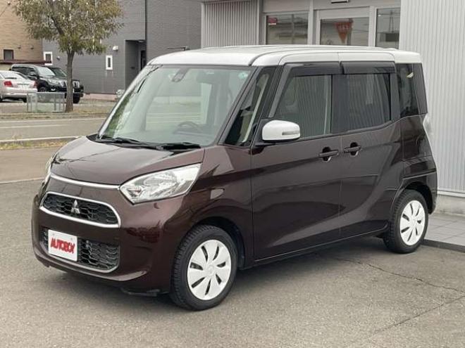 eKスペースG セーフティ パッケージ 4WD　プッシュスタート　スマートキー　電動スライドドア(左)　360°カメラ　バックカメラ　シートヒーター　エンジンスターター　純正オーディオ 660