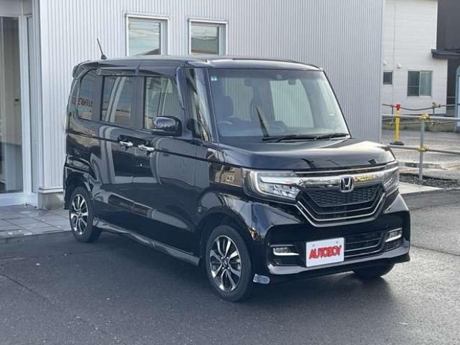 N-BOXカスタム 660 G L ホンダセンシング 4WD　純正ナビ・TV　バックカメラ　両側パワスラ　純正エンジンスターター　プッシュスタート　クルコン　ETC　LEDヘッドライト　フォグランプ　シートヒーター　ドラレコ　bluetooth 660