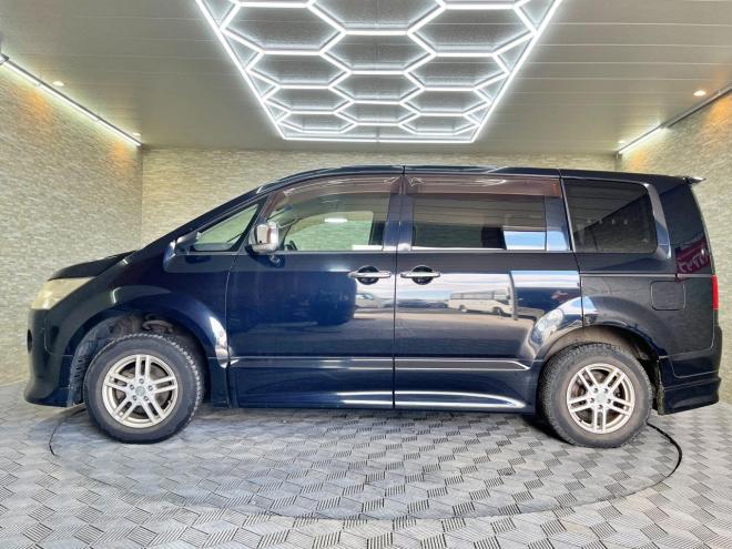 デリカ2.4ローデスト リミテッドED 4WD 5年保証 スマキー 夏冬タイヤ 寒冷地仕様 禁煙 車検整備2年付