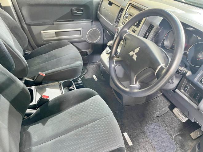 デリカ2.4ローデスト リミテッドED 4WD 5年保証 スマキー 夏冬タイヤ 寒冷地仕様 禁煙 車検整備2年付