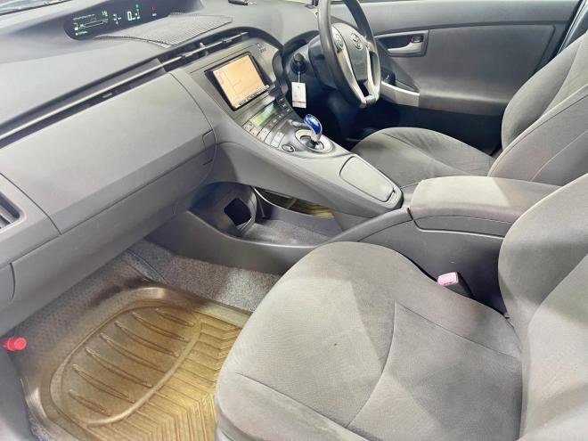 プリウス1.8S 5年保証 スマキー ナビTV Bカメ エンスタ ETC 寒冷地仕様 禁煙 車検整備2年付 修復歴無