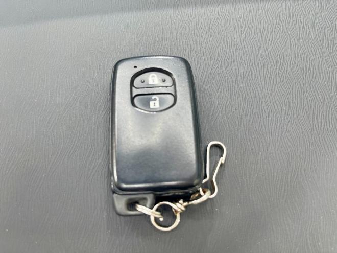 プリウス1.8S 5年保証 スマキー ナビTV Bカメ エンスタ ETC 寒冷地仕様 禁煙 車検整備2年付 修復歴無