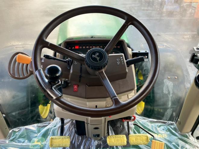 トラクタージョンディア　中古　JD6920