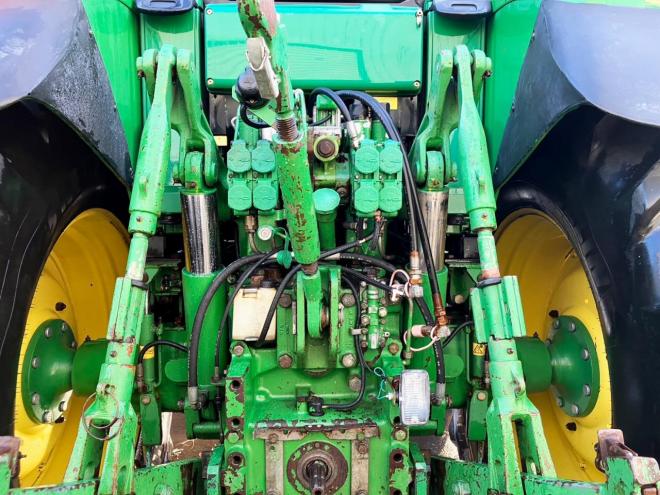 トラクタージョンディア　中古　JD6920