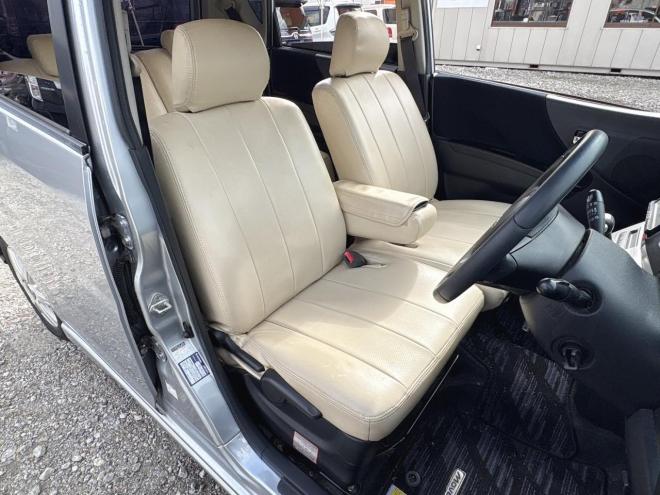 ムーヴ660カスタムR 4WD　ローンが不安な方＜優遇ローン＞寒冷地仕様　ユーザー買取車　社外ナビ 